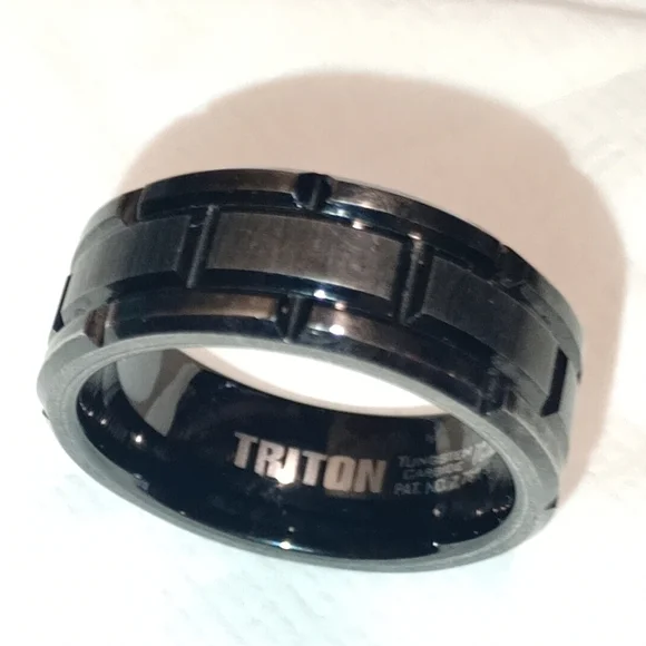 Triton Men's Black Tungsten Carbide Ring
